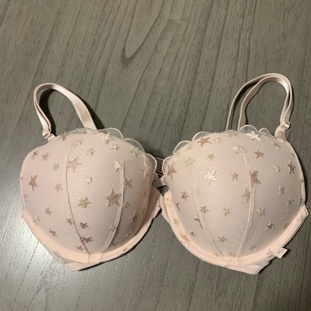 Victoria’s Secret bra